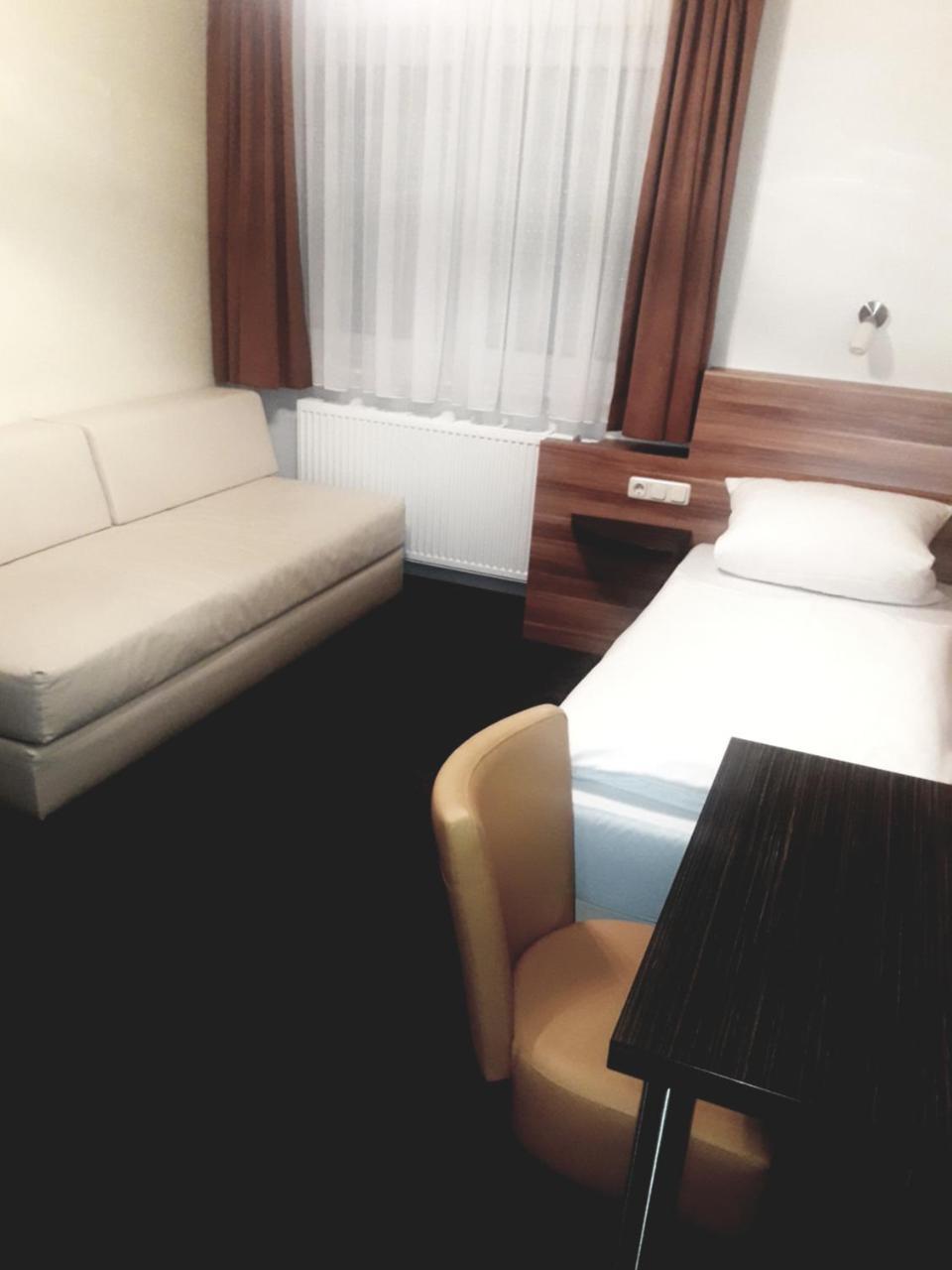 Hotel-Gasthof Talblick Esselbach エクステリア 写真